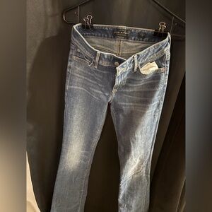 Lucky Brand Women's Classic Blue Straight Leg Jeans